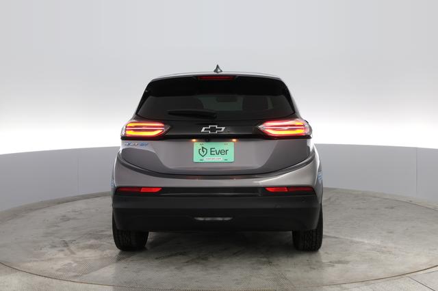 2022 Chevrolet Bolt EV — photo 8 of 26