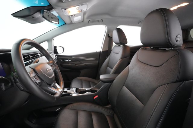 2022 Chevrolet Bolt EV — photo 15 of 26