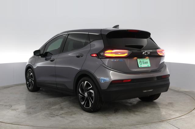 2022 Chevrolet Bolt EV — photo 9 of 26
