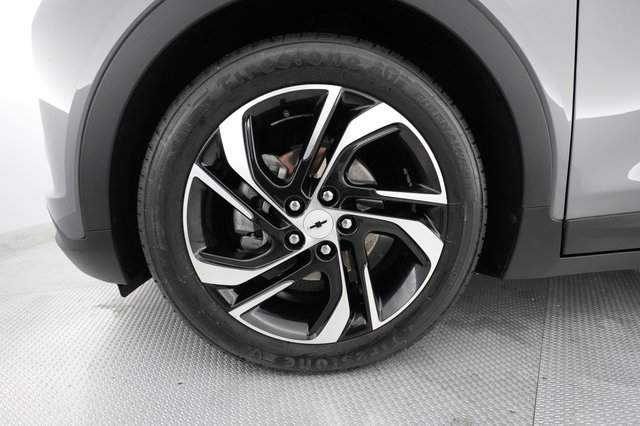 2022 Chevrolet Bolt EV — photo 11 of 26