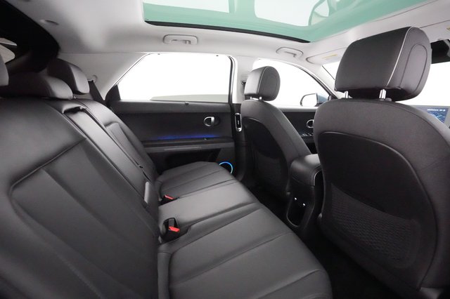 2023 Hyundai IONIQ 5 — photo 3 of 26