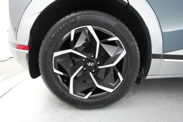 2023 Hyundai IONIQ 5 — photo 14 of 26
