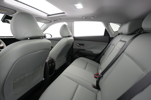 2024 Hyundai Kona — photo 19 of 27