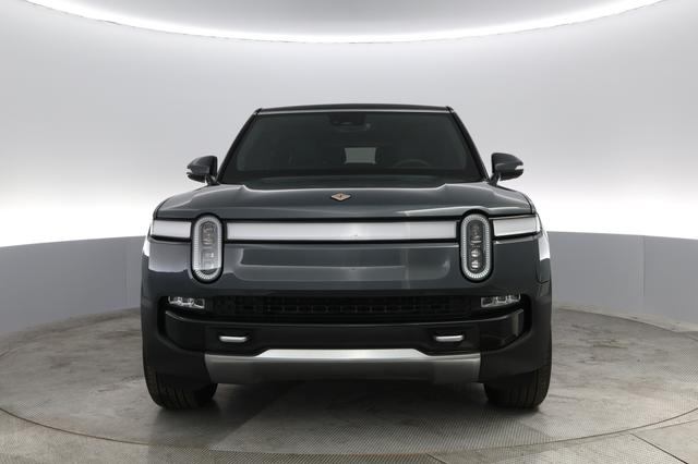 2022 Rivian R1S — photo 5 of 13