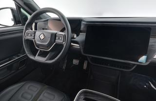 2022 Rivian R1S — photo 3 of 13