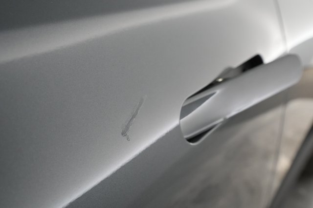 2022 Rivian R1S — photo 38 of 49