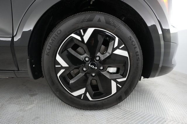 2024 Kia Niro EV — photo 13 of 24