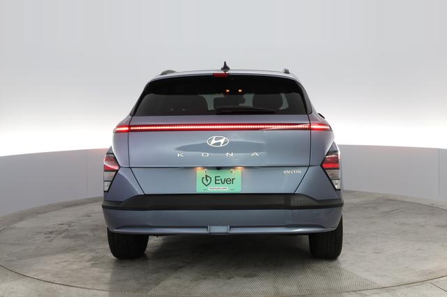 2024 Hyundai Kona — photo 8 of 25