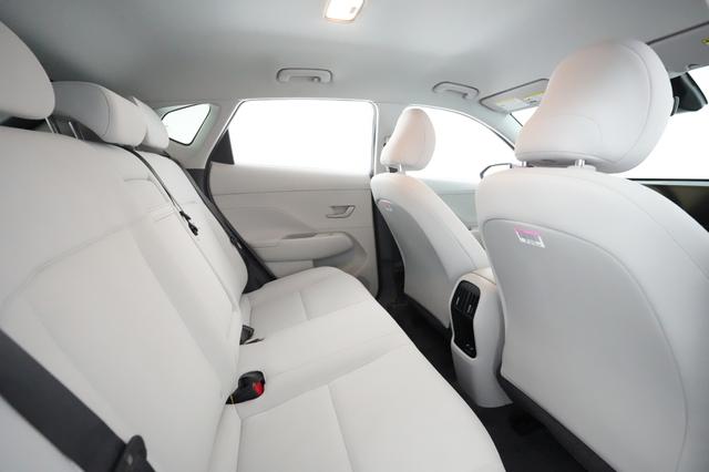 2024 Hyundai Kona — photo 3 of 25
