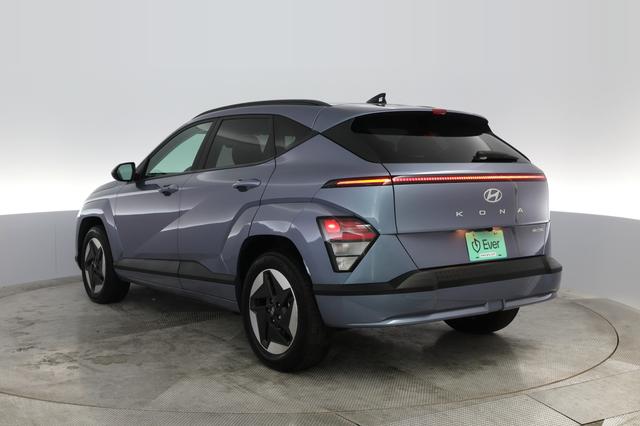 2024 Hyundai Kona — photo 9 of 25