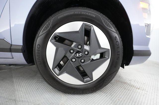 2024 Hyundai Kona — photo 13 of 25