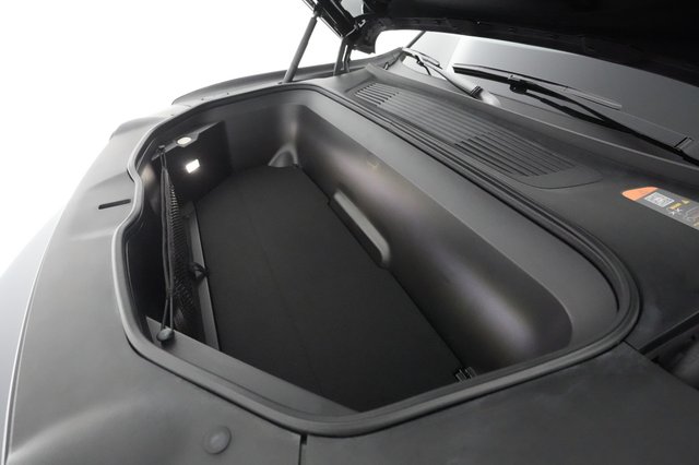 2023 Rivian R1S — photo 20 of 32