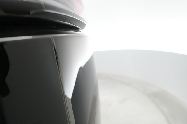2023 Rivian R1S — photo 31 of 32