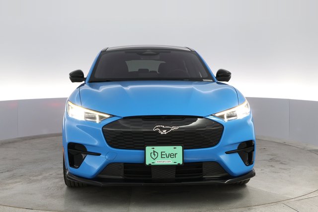 2022 Ford Mustang Mach-E — photo 5 of 22