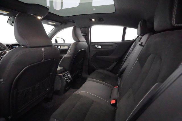 2023 Volvo C40 Recharge — photo 16 of 26