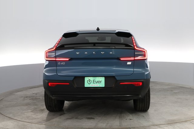 2023 Volvo C40 Recharge — photo 8 of 26