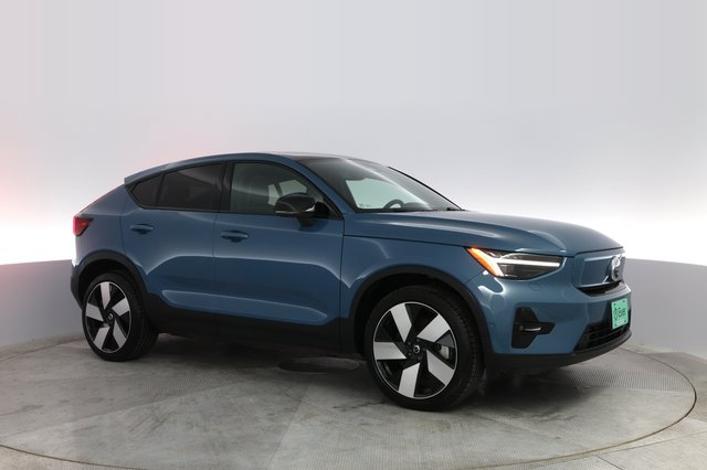 2023 Volvo C40 Recharge — photo 7 of 26