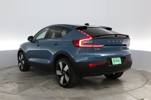 2023 Volvo C40 Recharge — photo 9 of 26