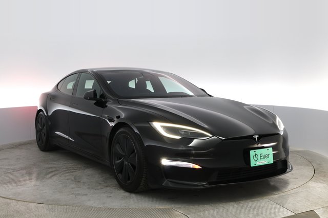 2022 Tesla Model S — photo 6 of 55