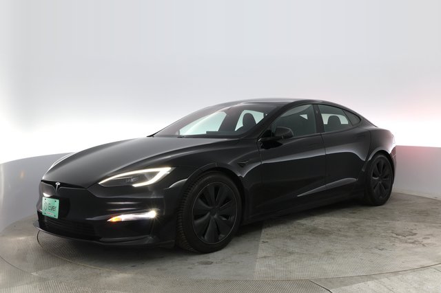 2022 Tesla Model S — VIN 5YJSA1E54NF476535