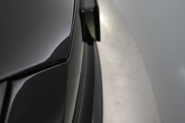 2022 Tesla Model S — photo 29 of 55
