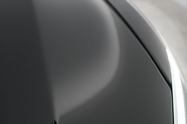 2022 Tesla Model S — photo 38 of 55