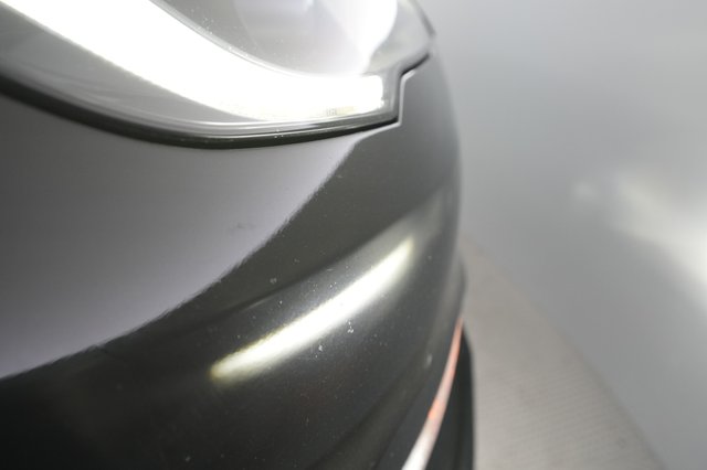 2022 Tesla Model S — photo 24 of 55