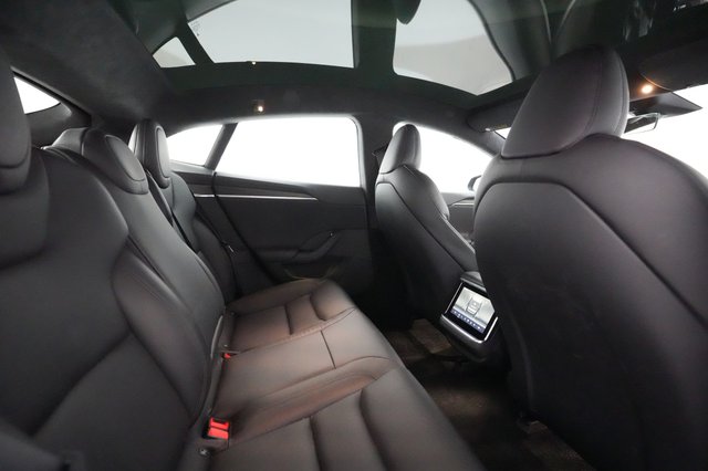 2022 Tesla Model S — photo 3 of 55
