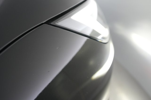 2022 Tesla Model S — photo 25 of 55