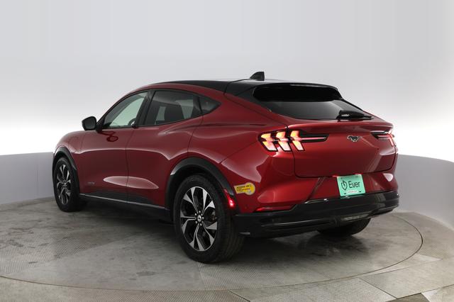 2021 Ford Mustang Mach-E — photo 9 of 27