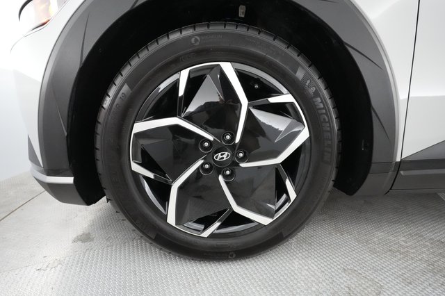 2022 Hyundai IONIQ 5 — photo 11 of 65