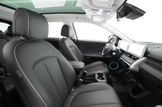 2023 Hyundai IONIQ 5 — photo 17 of 26
