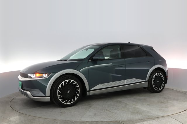 2023 Hyundai IONIQ 5 — photo 10 of 26
