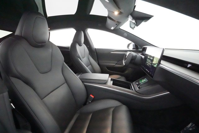 2021 Tesla Model S — photo 15 of 22