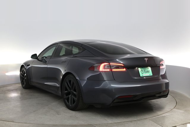 2021 Tesla Model S — photo 8 of 22