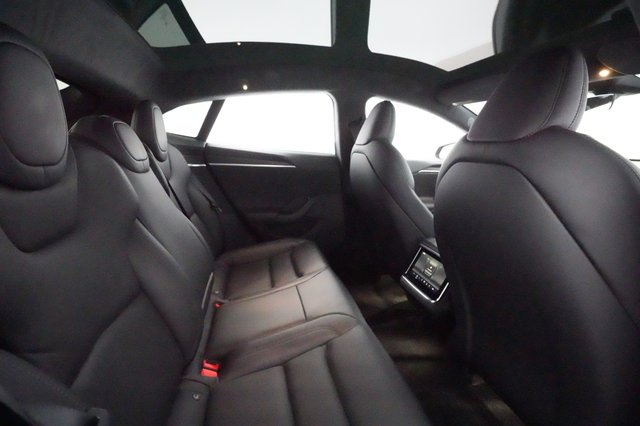 2021 Tesla Model S — photo 4 of 22