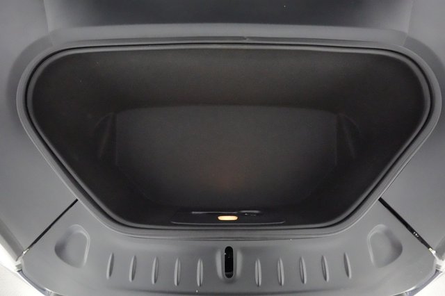 2021 Tesla Model S — photo 19 of 22