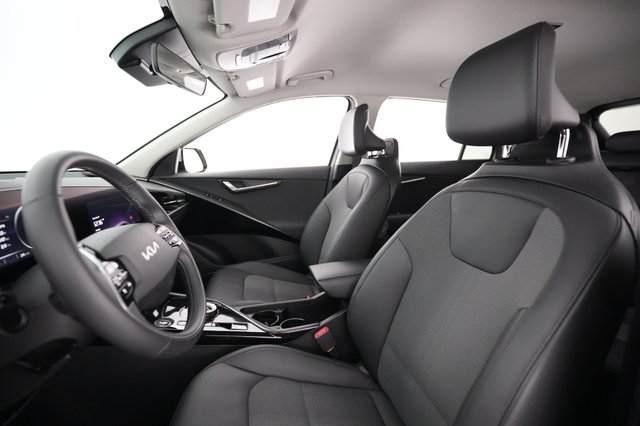 2024 Kia Niro EV — photo 15 of 33