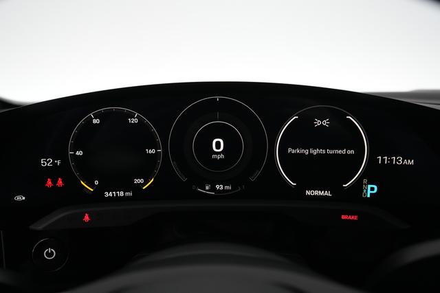 2020 Porsche Taycan — photo 5 of 31