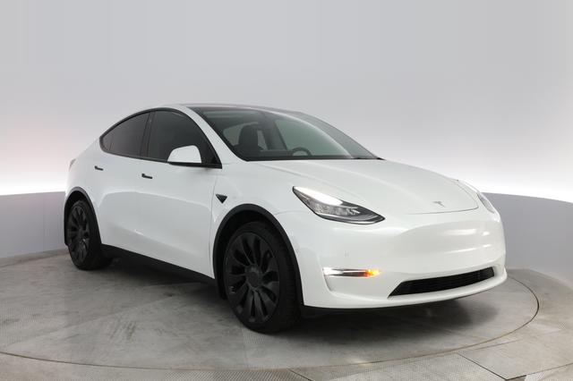 2021 Tesla Model Y — photo 6 of 35