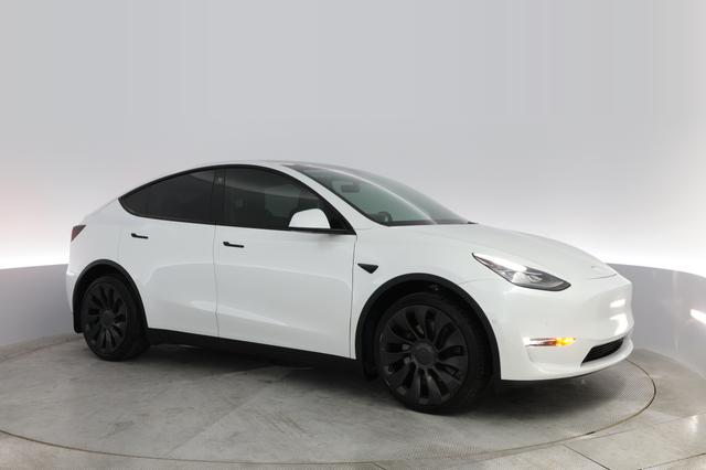 2021 Tesla Model Y — photo 7 of 35