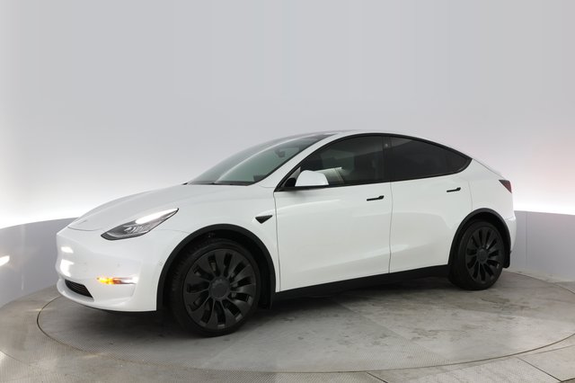 2021 Tesla Model Y — photo 10 of 35