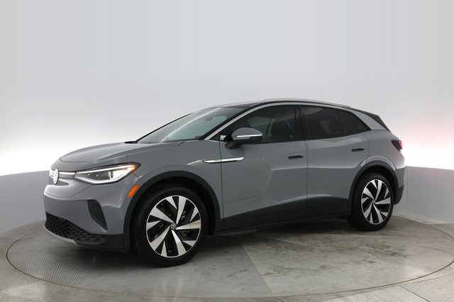 2022 Volkswagen ID.4 — photo 10 of 22