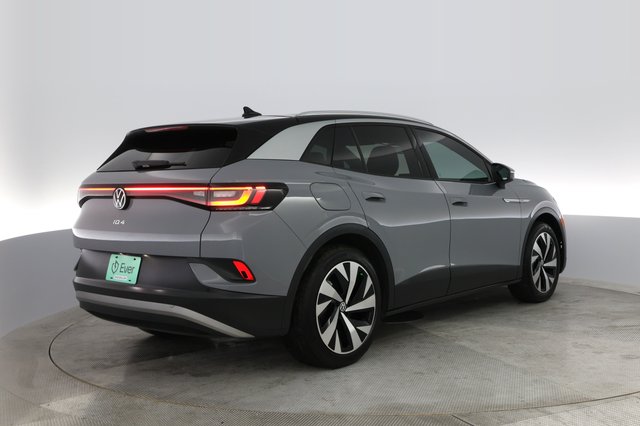 2022 Volkswagen ID.4 — photo 2 of 22
