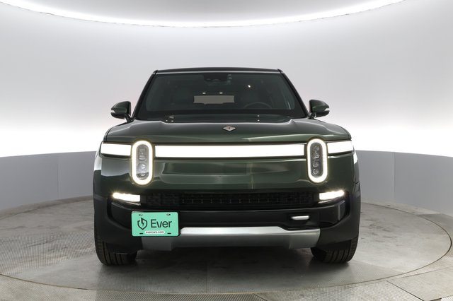 2023 Rivian R1S — photo 5 of 32