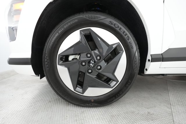 2024 Hyundai Kona — photo 11 of 25