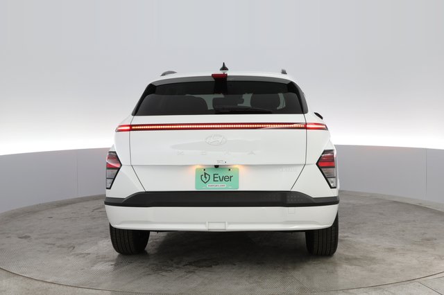 2024 Hyundai Kona — photo 8 of 25