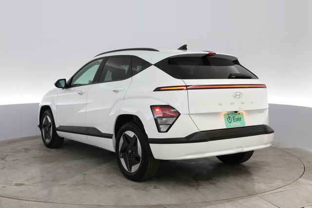 2024 Hyundai Kona — photo 9 of 25