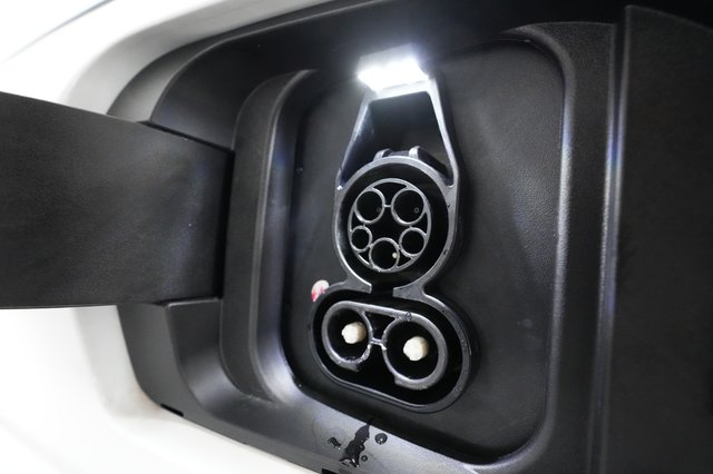 2024 Hyundai Kona — photo 18 of 25