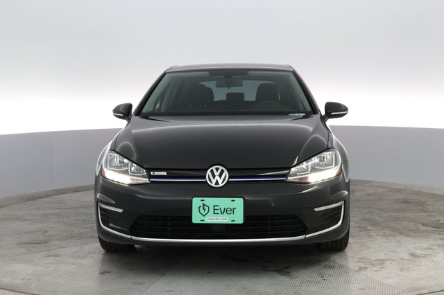 2019 Volkswagen e-Golf — photo 11 of 23
